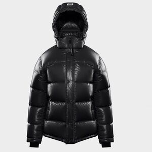 Aritzia Black Puffer Jacket